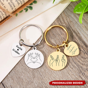 Personalized Couple Hand-Holding Keychain - Couple-Specific Valentine's Day Gift