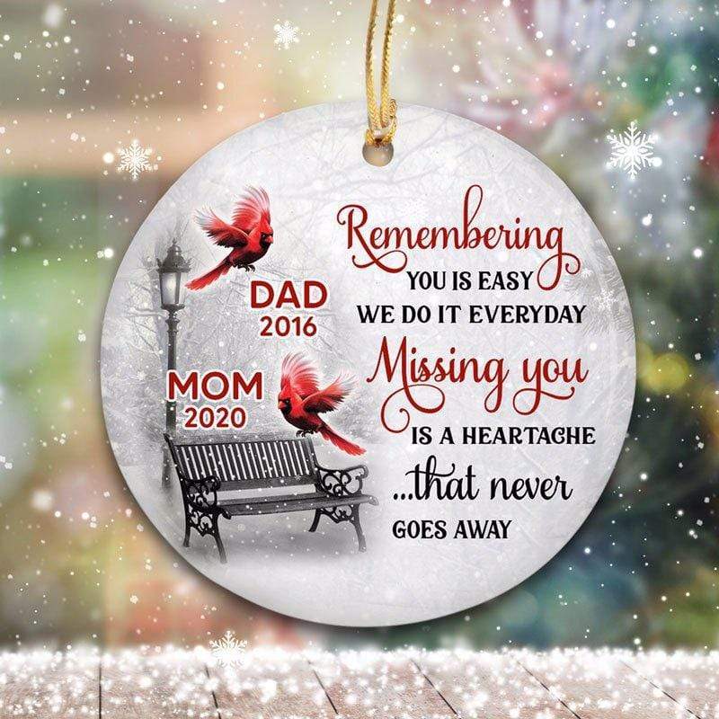 CARDINALS WINTER MEMORIAL PERSONALIZED CIRCLE ORNAMENT